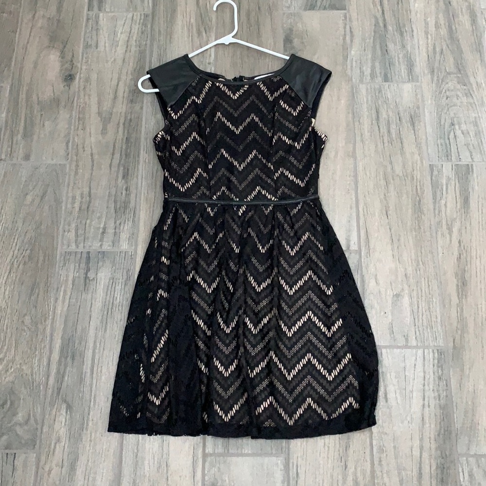 Speechless black chevron lace dress